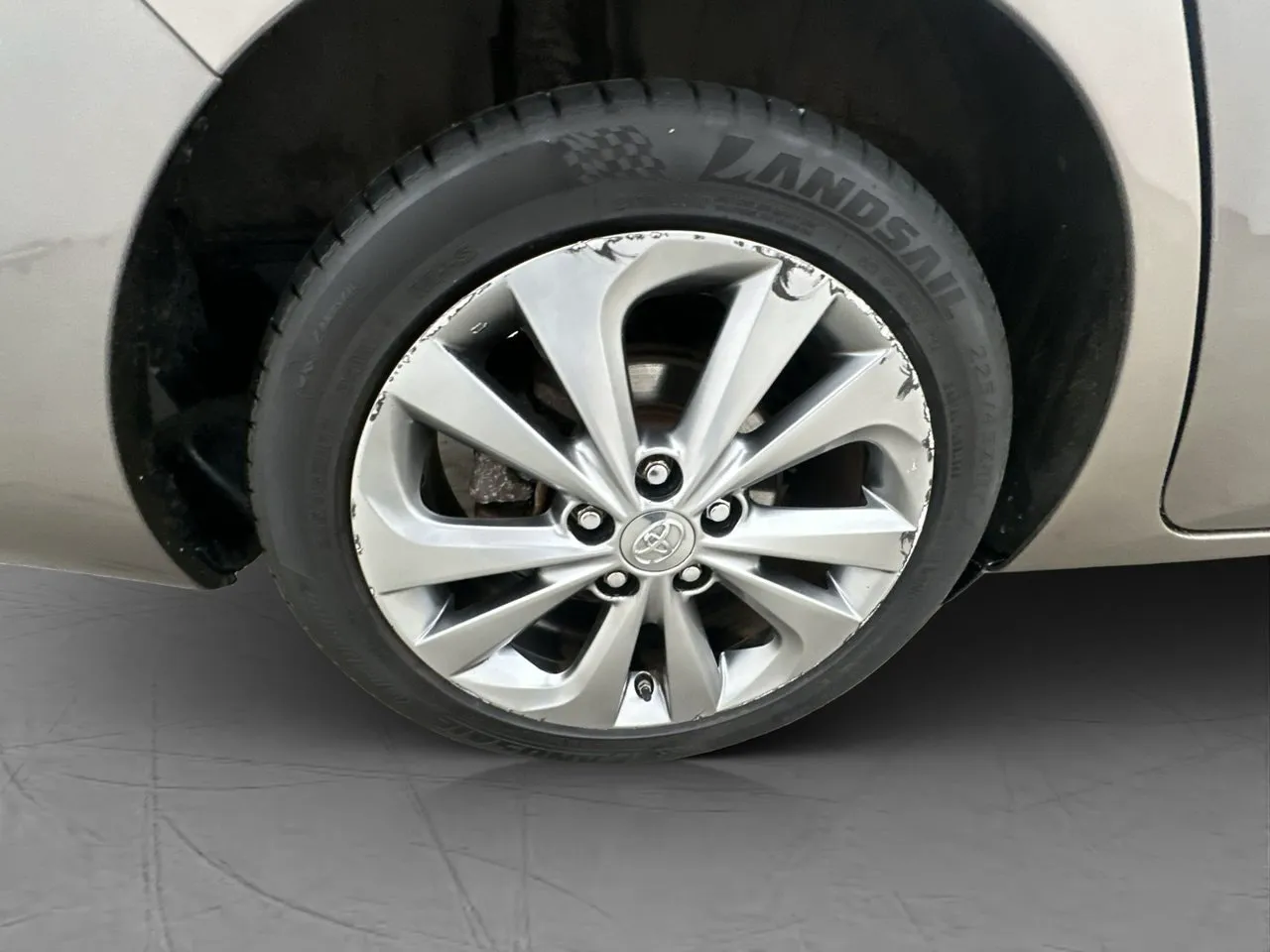 Vehicle image 31