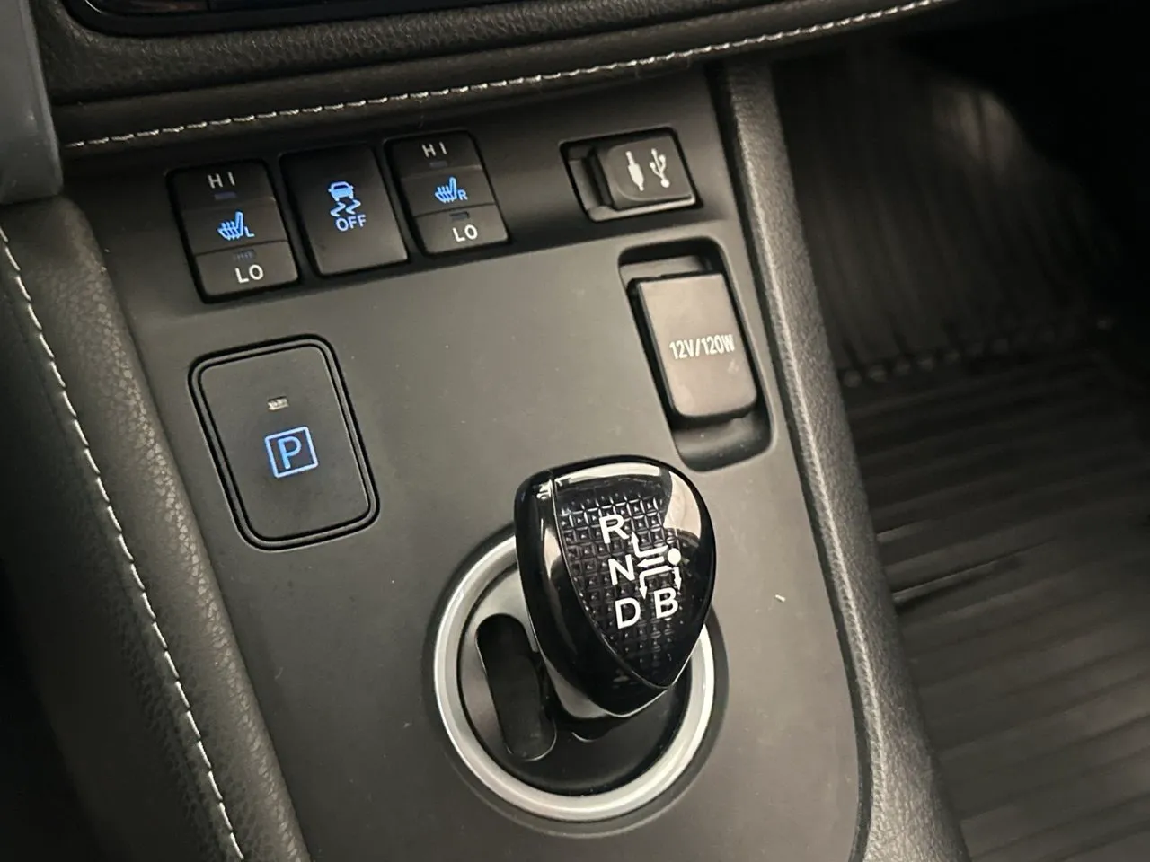 Vehicle image 23