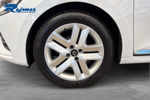 Renault Clio bild 18