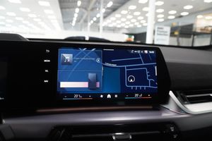 BMW iX1 bild 12