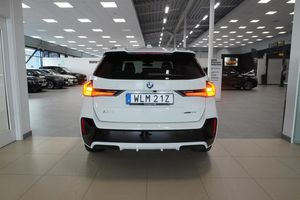 BMW iX1 bild 4