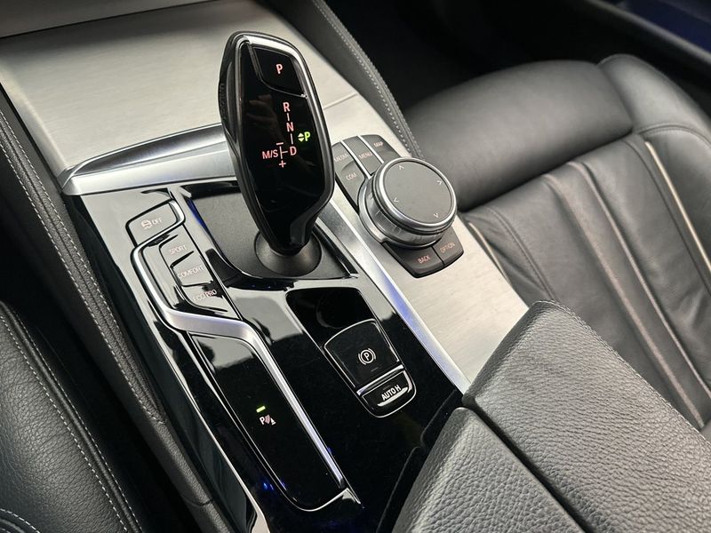 BMW 520 bild 30