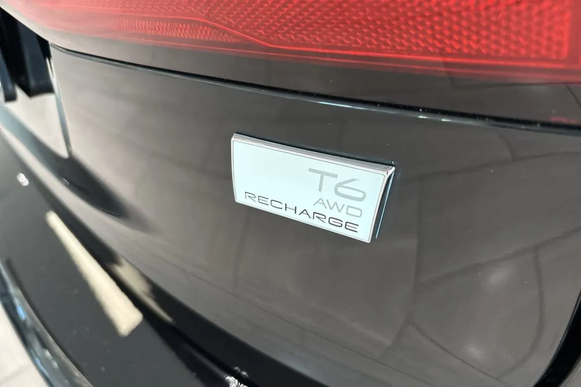 Volvo V90 Recharge T6 AWD Geartronic, 350hp, 2022
