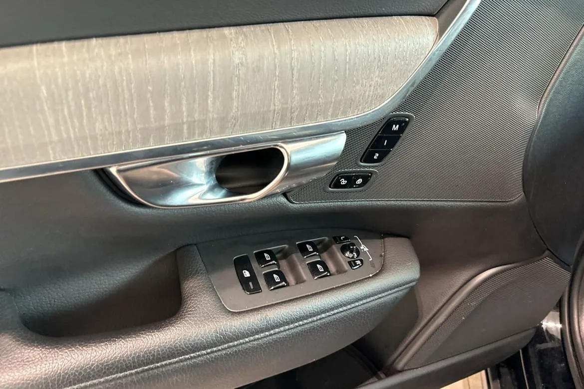 Volvo V90 Recharge T6 AWD Geartronic, 350hp, 2022