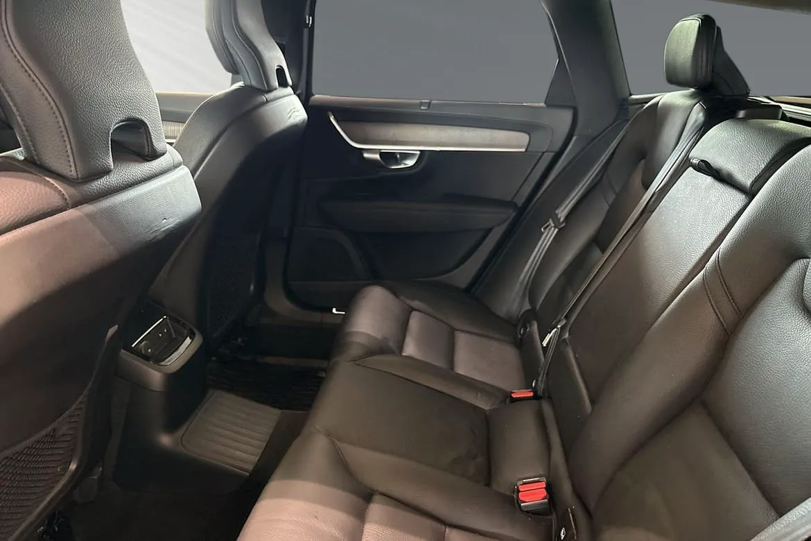 Volvo V90 Recharge T6 AWD Geartronic, 350hp, 2022