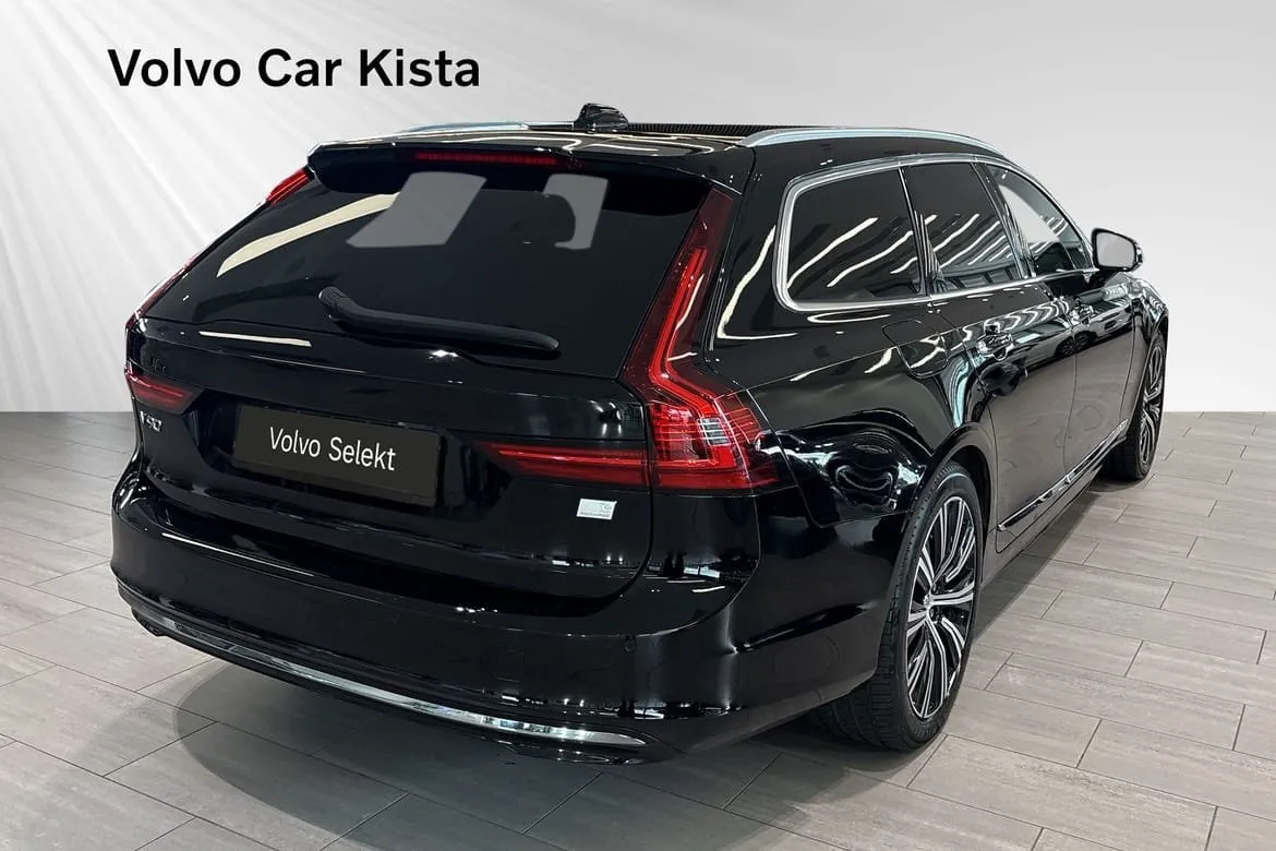 Volvo V90 Recharge T6 AWD Geartronic, 350hp, 2022
