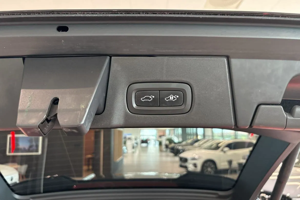 Volvo V90 Recharge T6 AWD Geartronic, 350hp, 2022