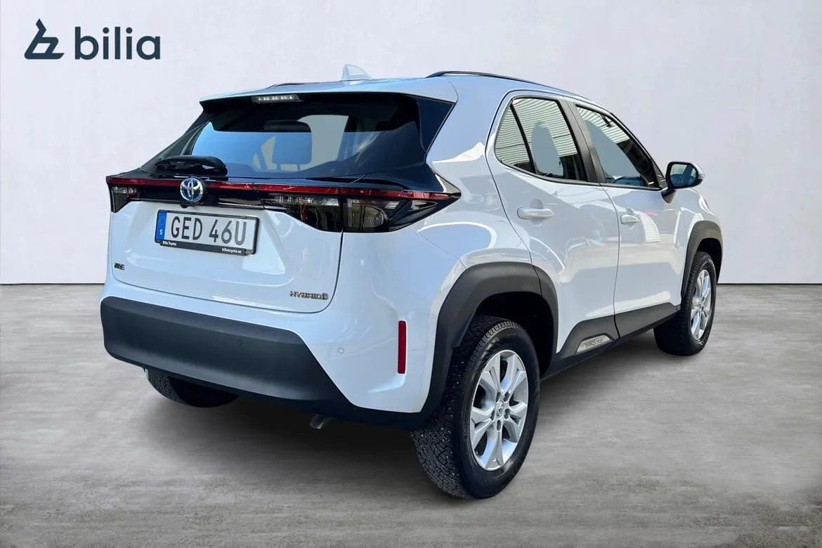 Vehicle image 18