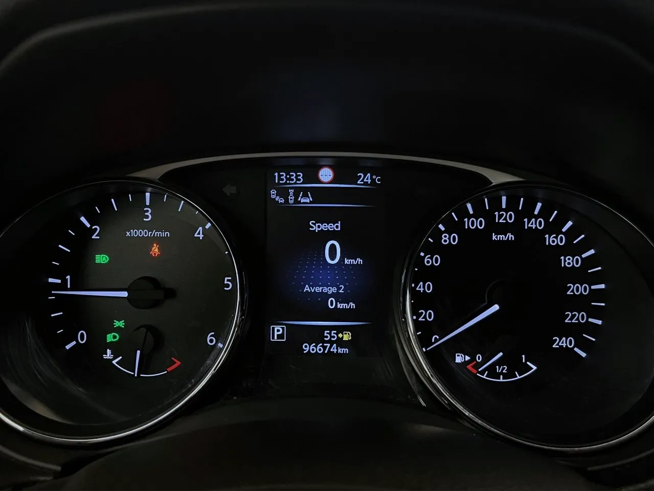 Vehicle image 15