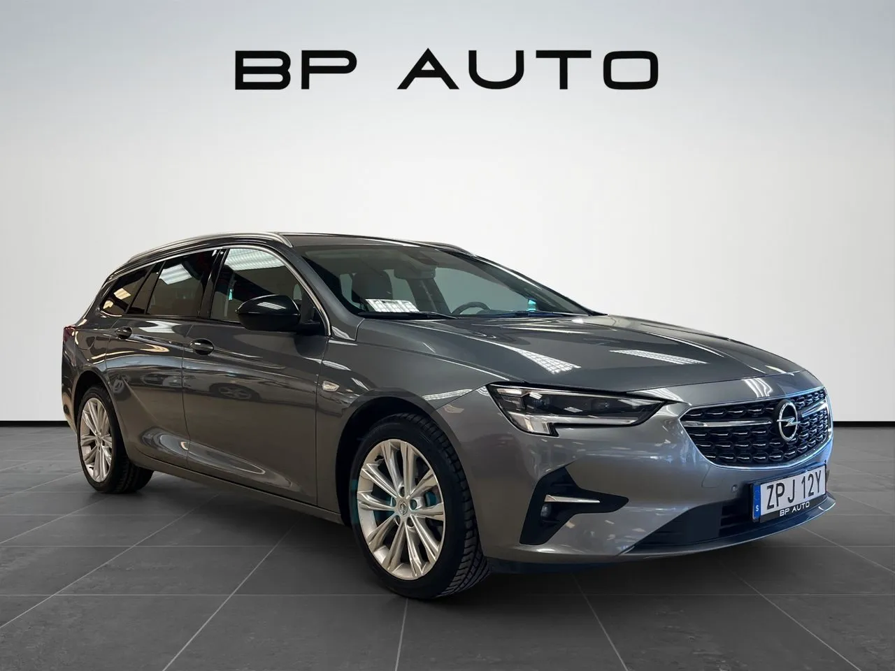Vehicle image 7