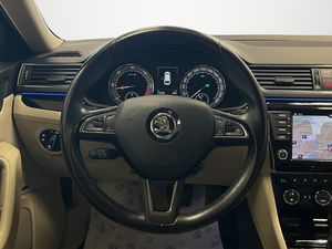 Skoda Superb bild 14