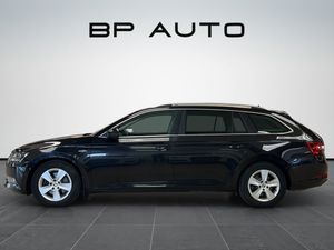 Skoda Superb bild 2