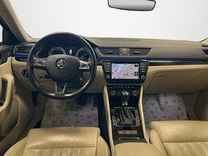 Skoda Superb bild 9