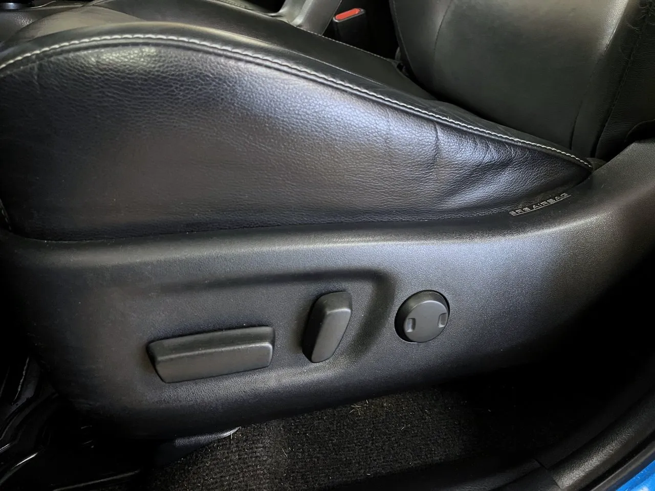 Vehicle image 21