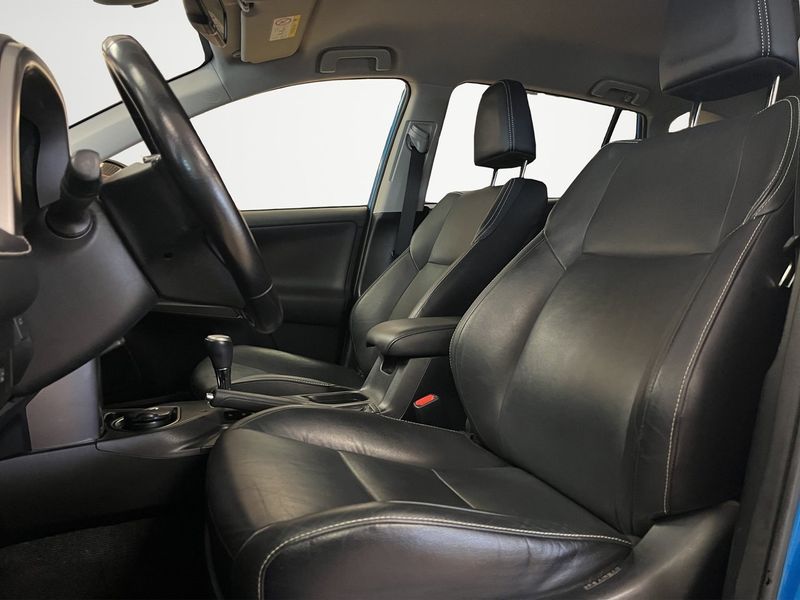 Toyota RAV4 bild 10