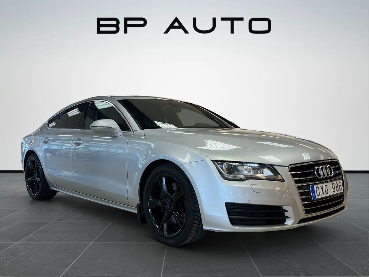 Vehicle image 7