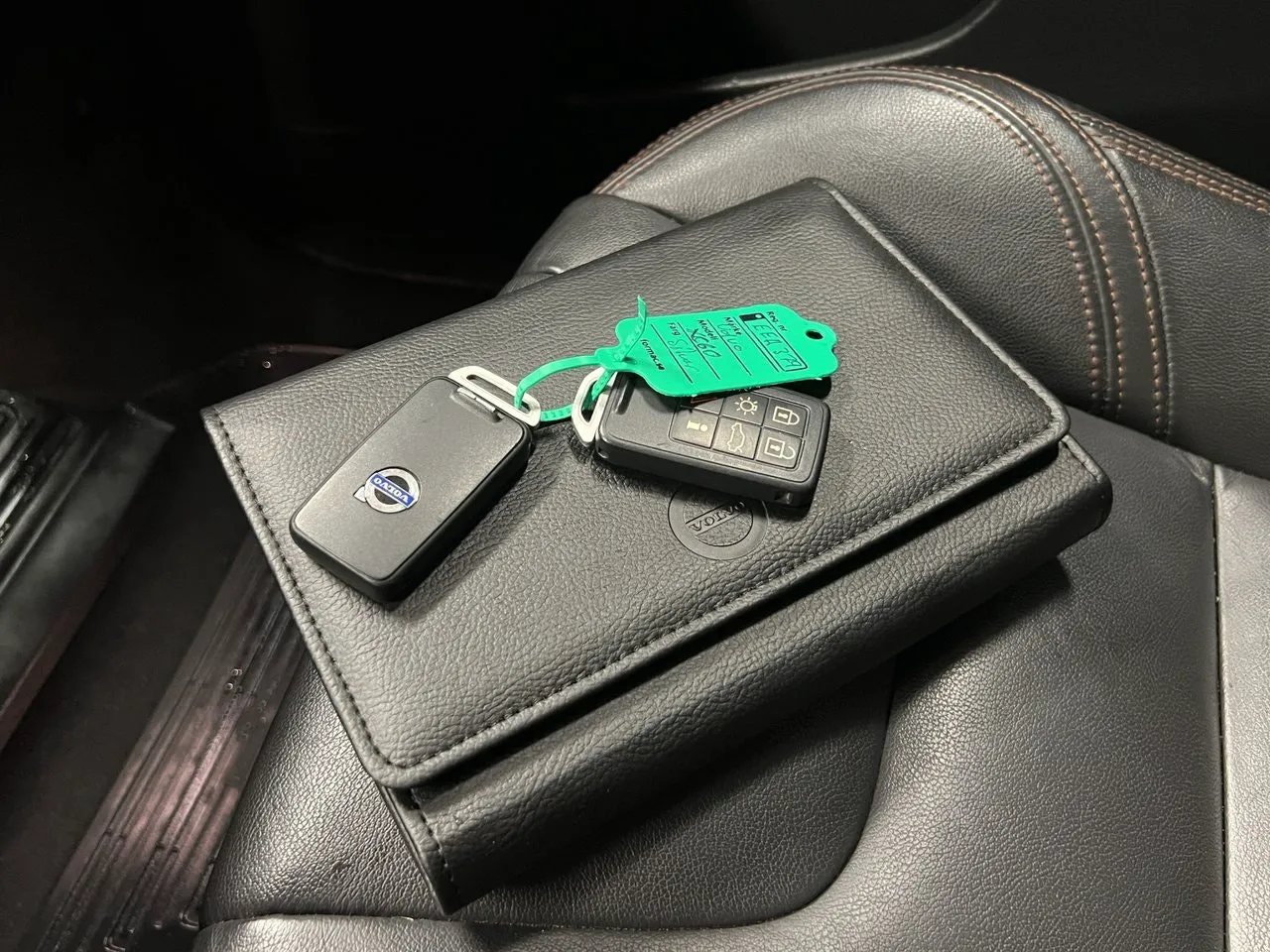 Vehicle image 23