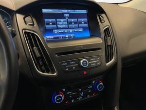 Ford Focus bild 16