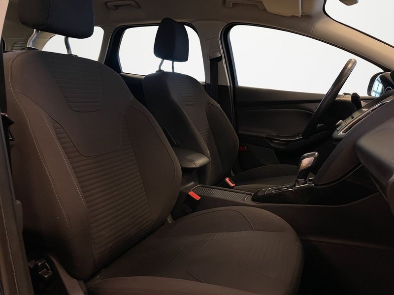 Ford Focus bild 12