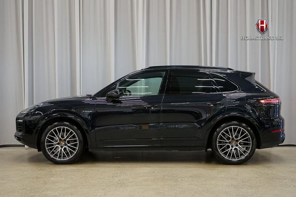 Porsche Cayenne E-Hybrid Chrono Pano Drag Pvärm BOSE 21" RS Spy - 2021