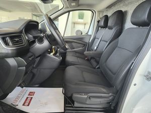 Renault Trafic bild 18