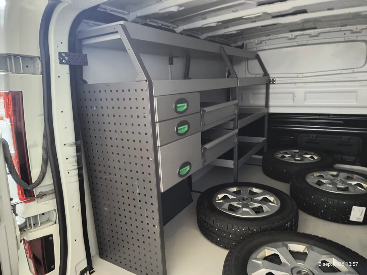 Vehicle image 8