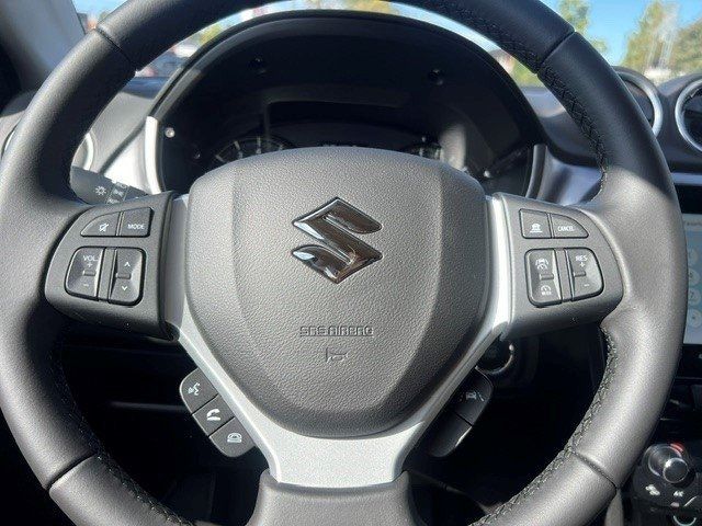 Suzuki Vitara bild 8