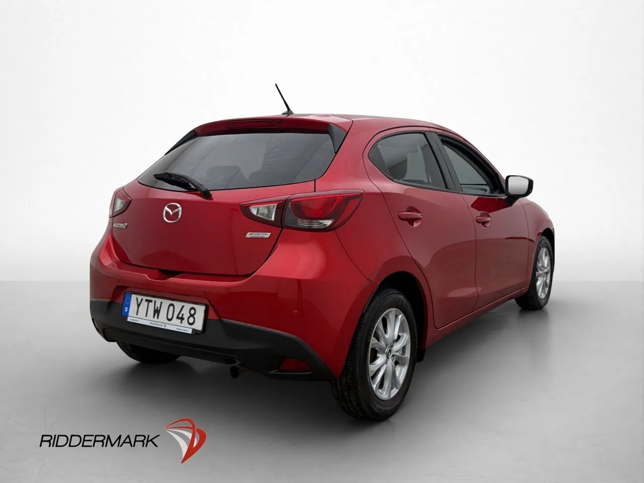 Vehicle image 8