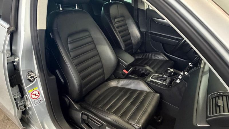Volkswagen Passat bild 10