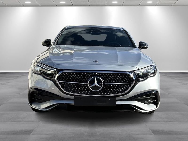Mercedes E300 bild 4
