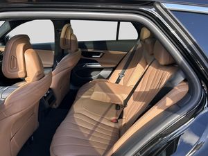 Mercedes E300 bild 12