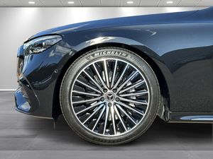Mercedes E300 bild 6