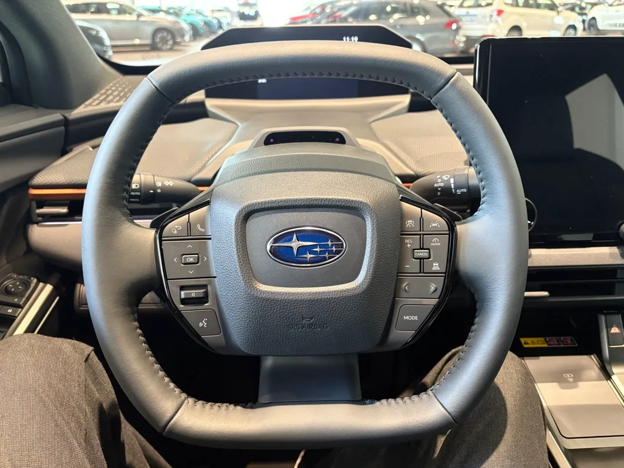 Vehicle image 14