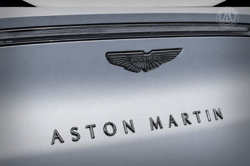 Aston Martin DBX bild 5