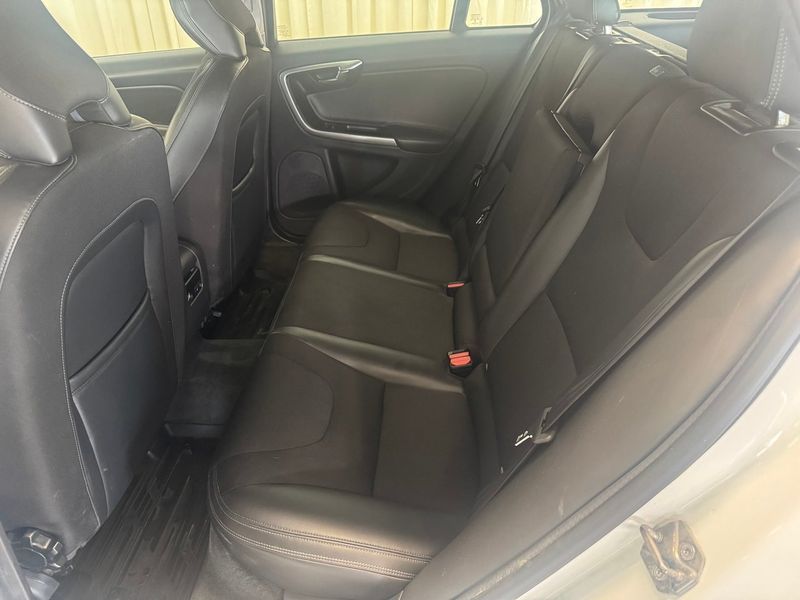 Volvo V60 bild 10