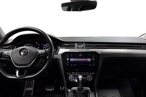 Volkswagen Passat bild 11