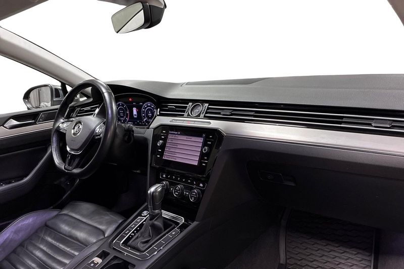 Volkswagen Passat bild 15