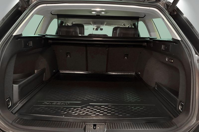Volkswagen Passat bild 17