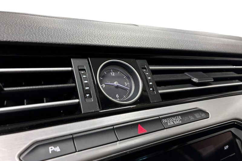 Volkswagen Passat bild 27