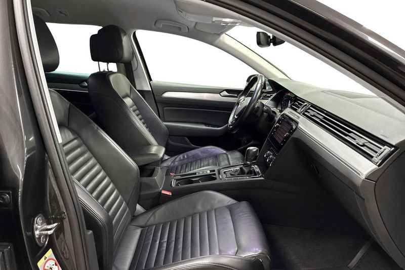 Volkswagen Passat bild 14