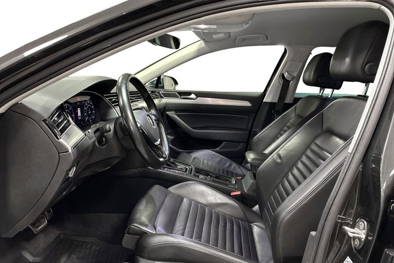Volkswagen Passat bild 13