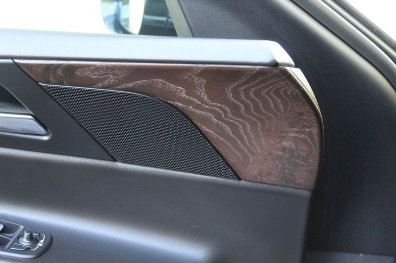 Jaguar XE bild 8