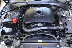 Jaguar XE bild 9