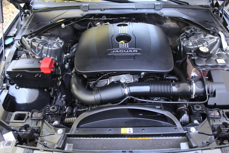 Jaguar XE bild 9
