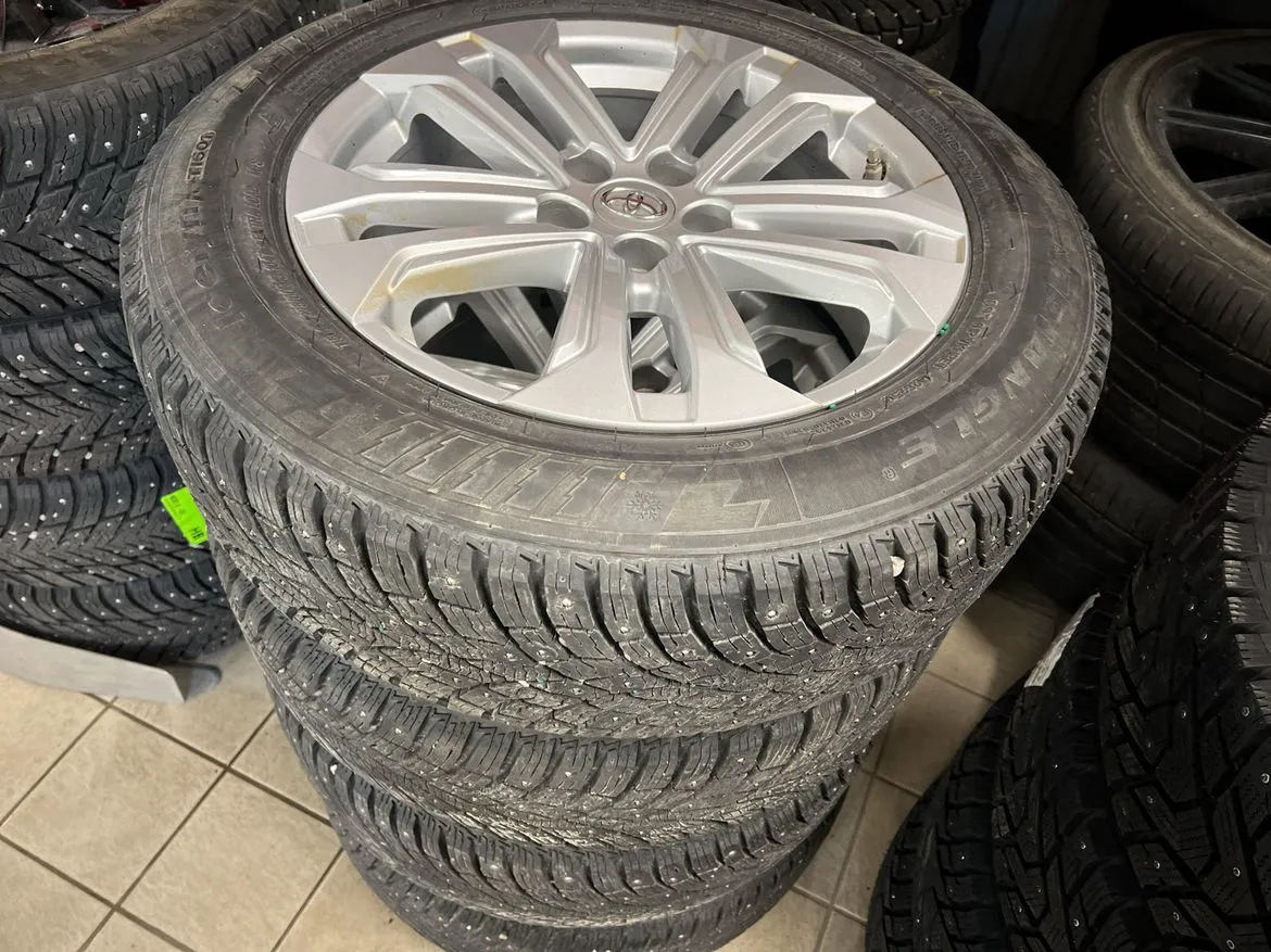 Vehicle image 20