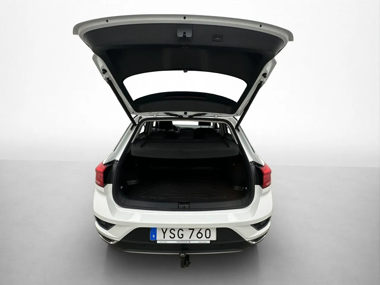 Vehicle image 22