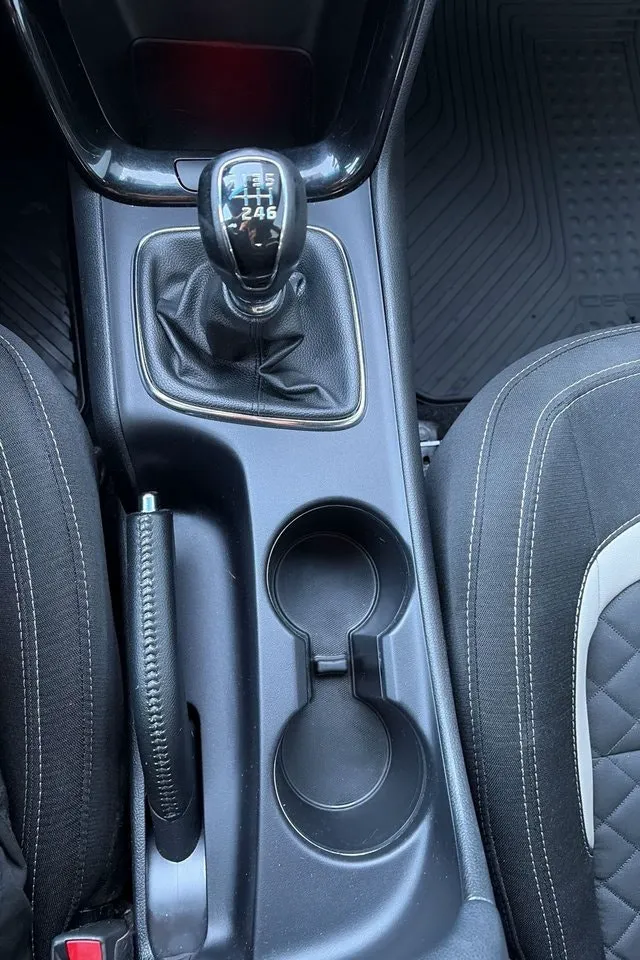 Vehicle image 21