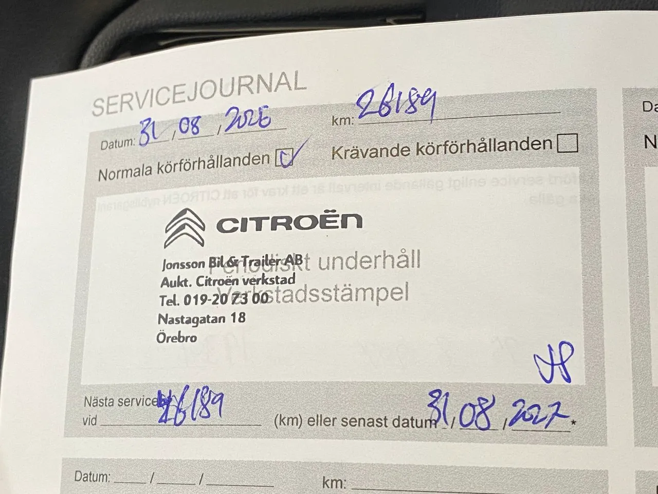 Vehicle image 20