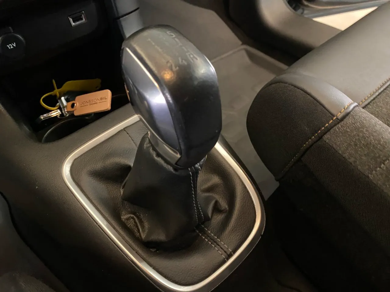 Vehicle image 36