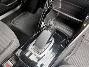 Peugeot e-2008 bild 10
